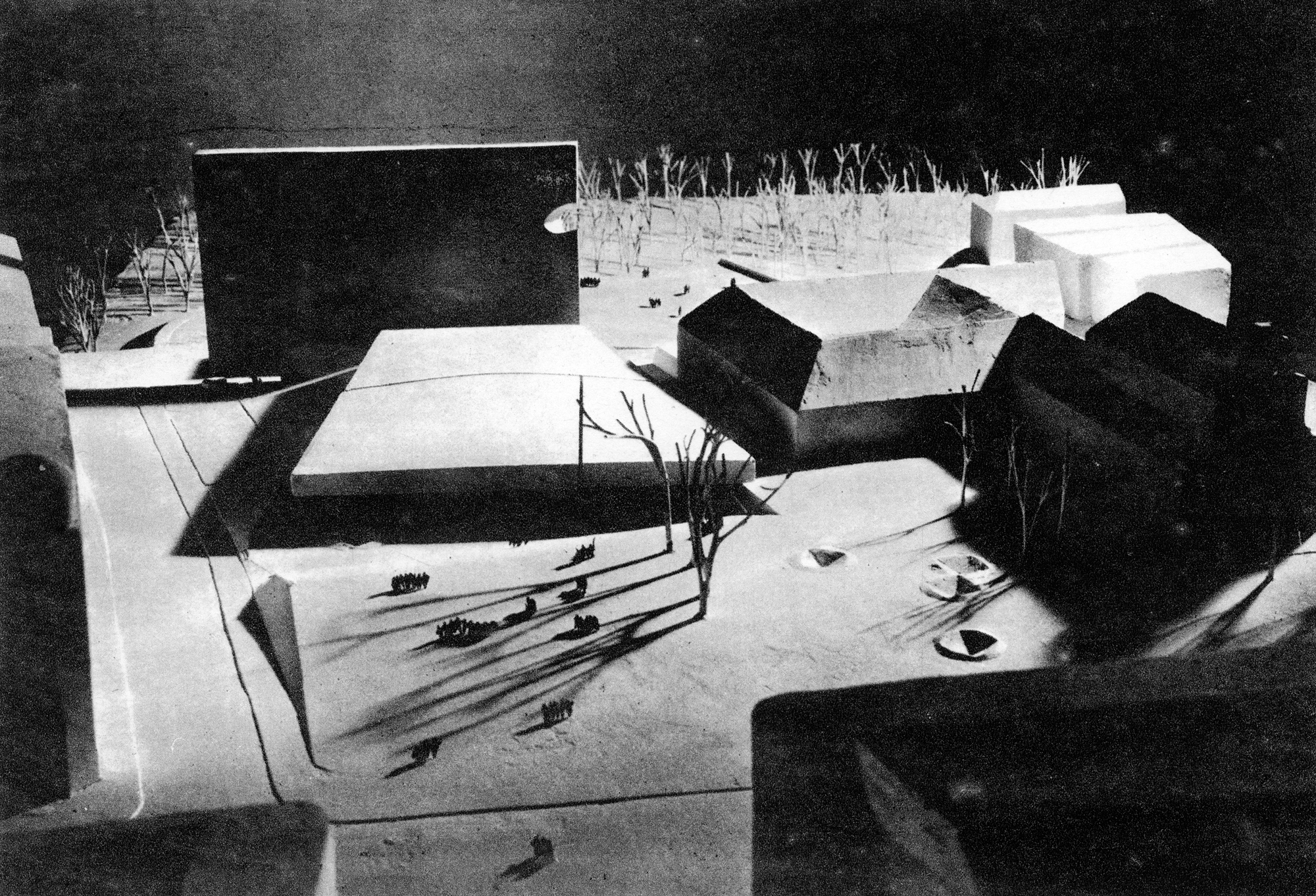 Wojciech Fangor: Competition model of the Monument to the Heroes of Warsaw, 1958