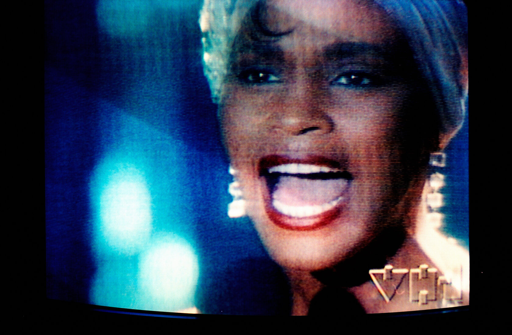 Wojciech Fangor: Whitney Houston z serii Fotografie telewizyjne, c. 1993